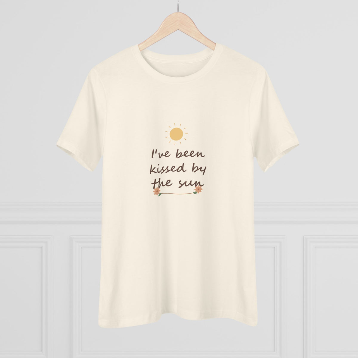 I’ve been kissed by the sun | Women’s floral tee